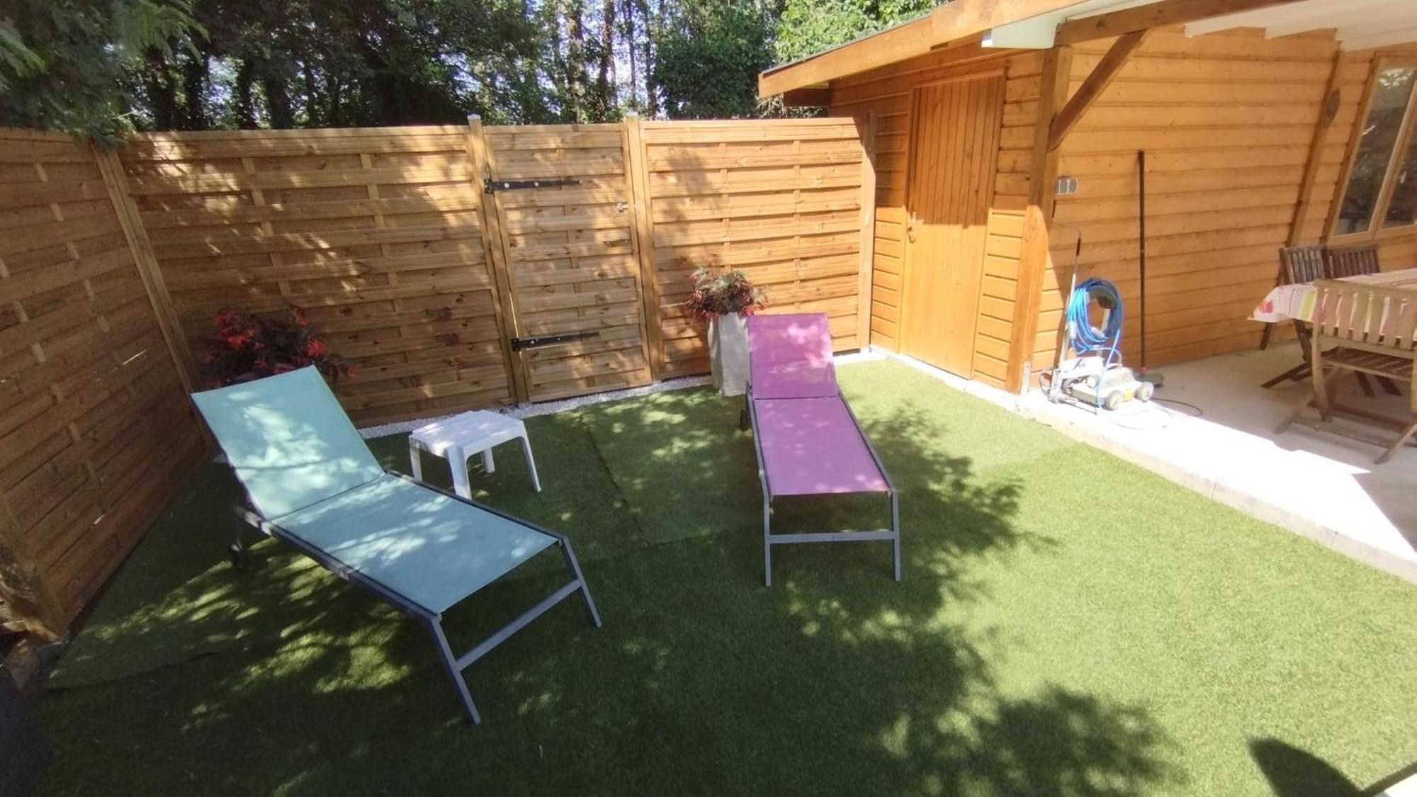 Gite Vacances Bosc D'Esquirol 4 Pers Escorneboeuf Exterior photo