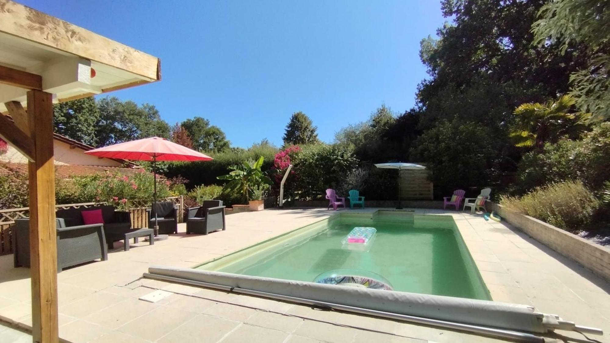 Gite Vacances Bosc D'Esquirol 4 Pers Escorneboeuf Exterior photo